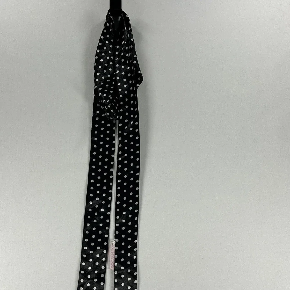 Izzy & Liv Vintage 2000s/ Y2K Woman's Long Scarf Black And White Polka Dot